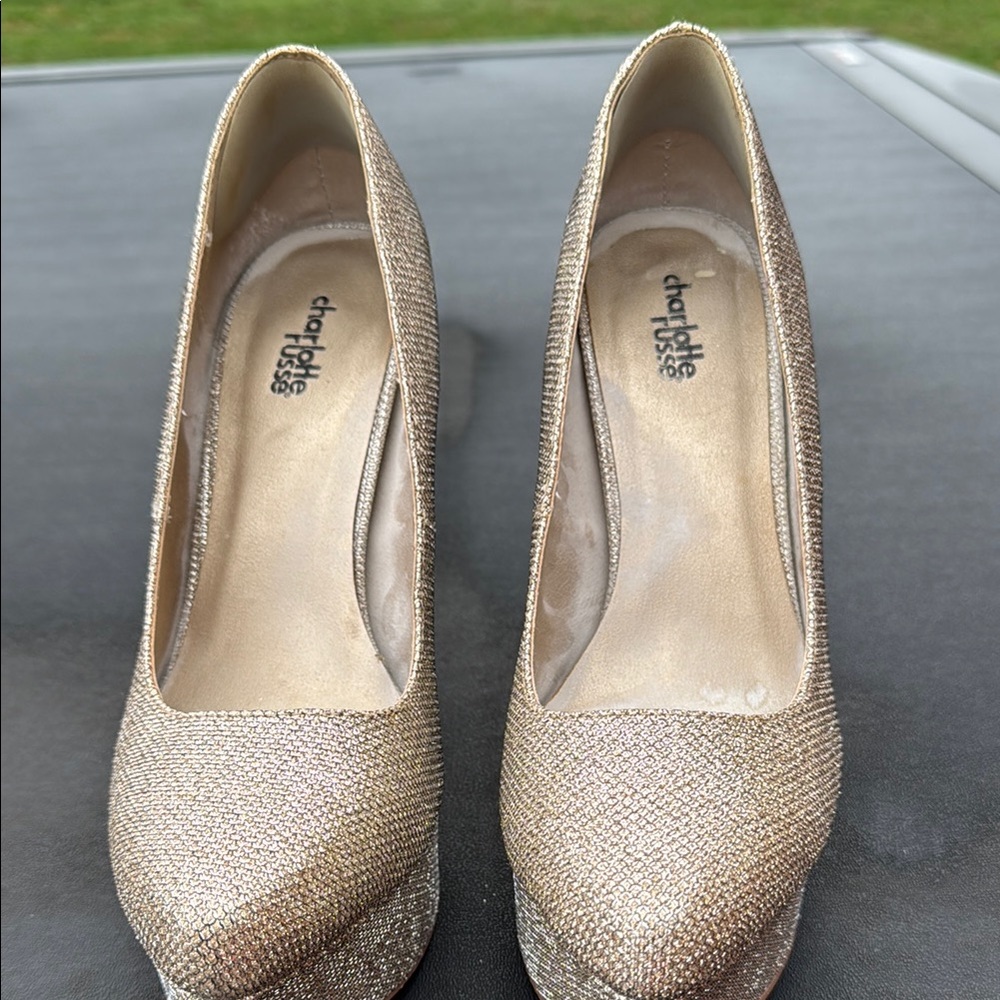 Charlotte Russe Women's Gold Heels